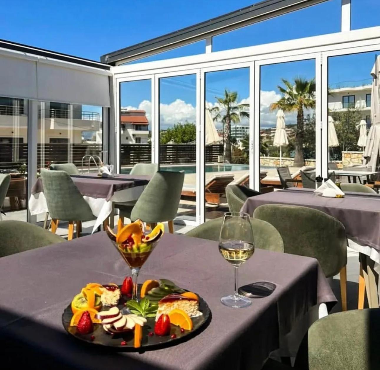 Hotel Blue Water 4*